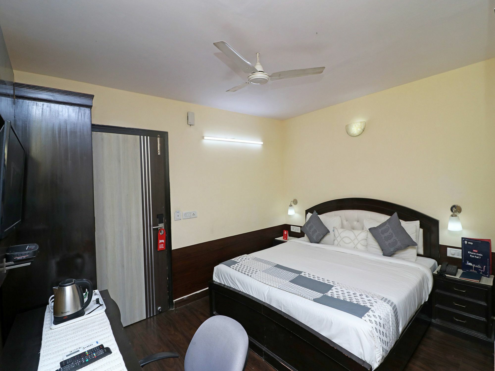 Oyo 13451 Star Corporate Avenue Hotel New Delhi Exterior photo